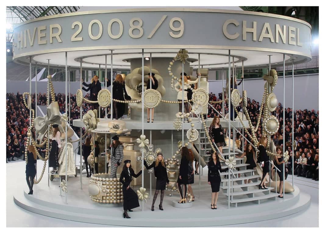 Little Book of Chanel by Lagerfeld - bilde 3 av 3