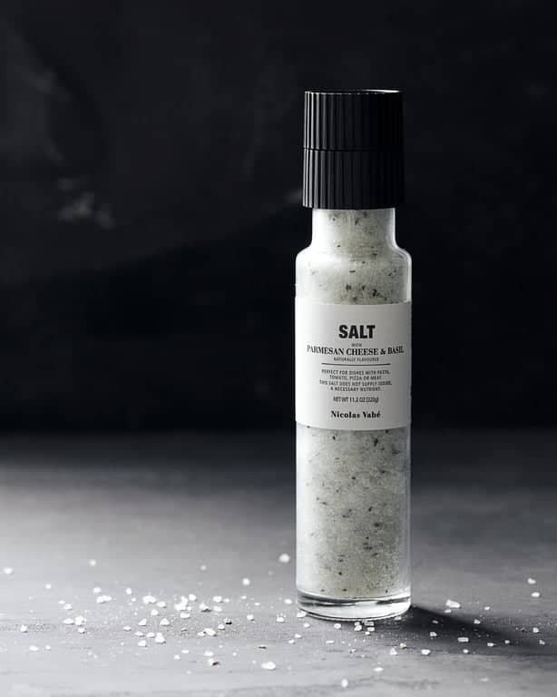 Nicolas Vahé salt med parmesan & basilikum - bilde 2 av 3
