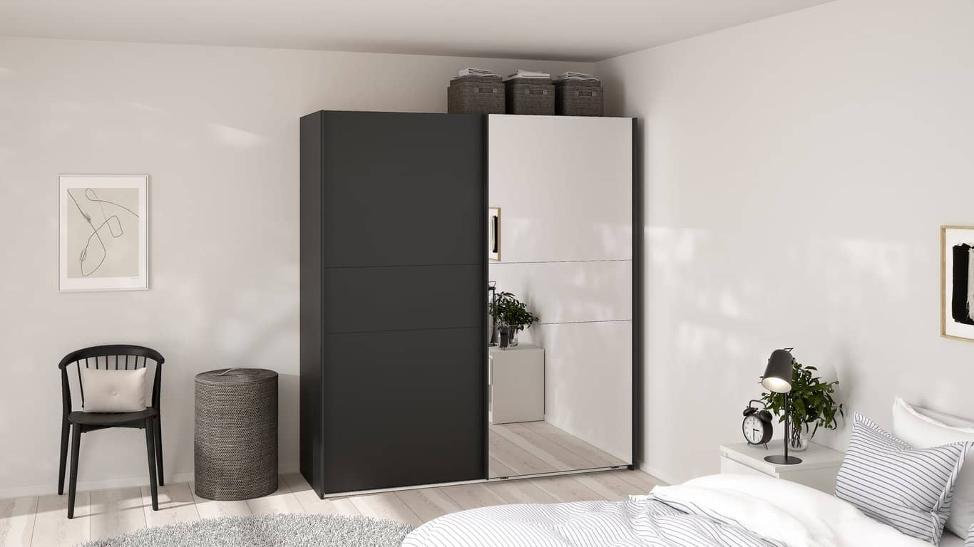 Como skyvedørsgarderobe 180x200cm - bilde 2 av 3