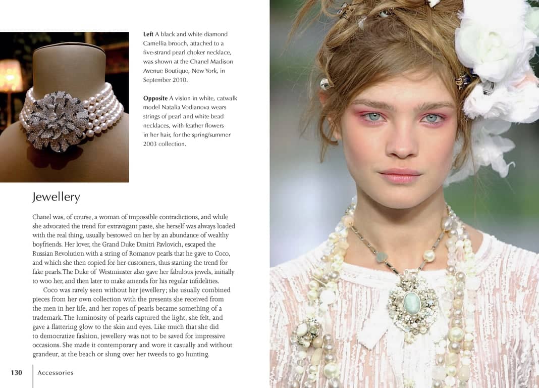 Little Book of Chanel - bilde 3 av 3