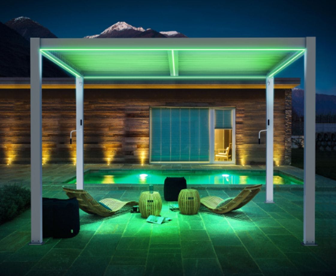 Pergola med spa område